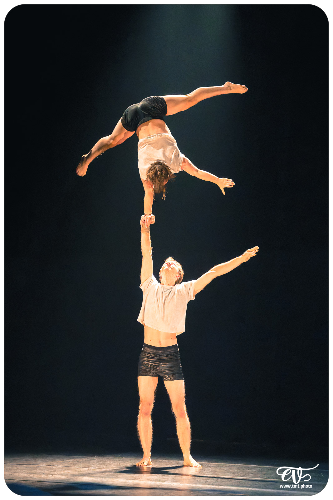 N.ORMES (AGATHE & ADRIEN)